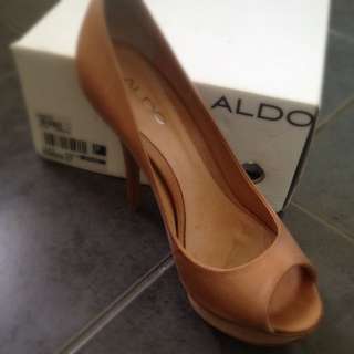 Aldo Taupe Heels