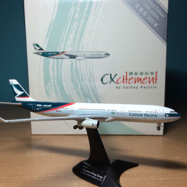 cathay pacific toy plane