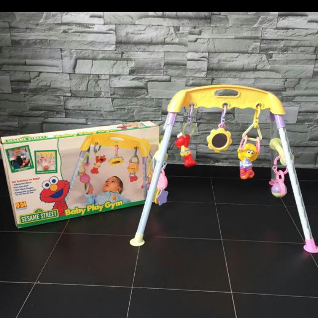 Sesame street top play gym