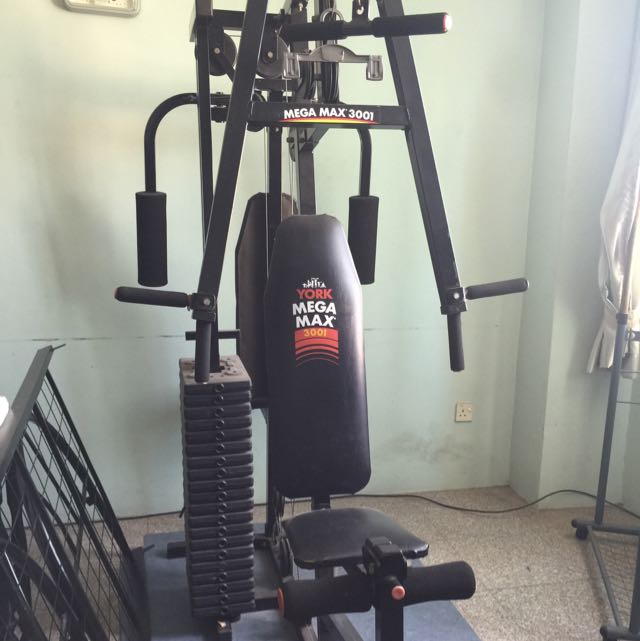 York Mega Max 3001 Home Gym Set Moving Out Sale Sports