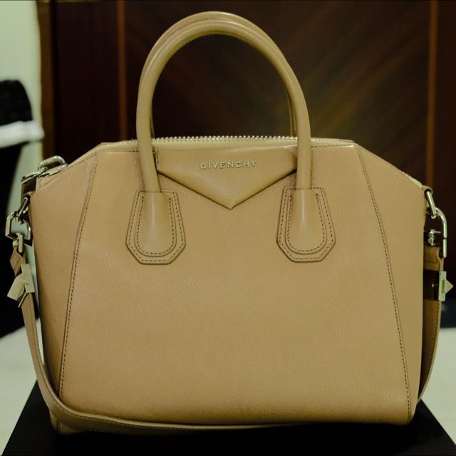 Givenchy antigona small nude best sale