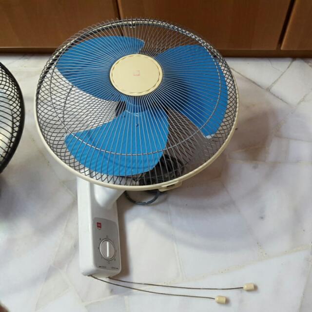 Kdk 16 Wall Fan A40cs Perabotan Rumah Di Carousell