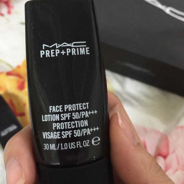 Mac Primer With SpF 50 Only used Once, Beauty & Personal Care, Face