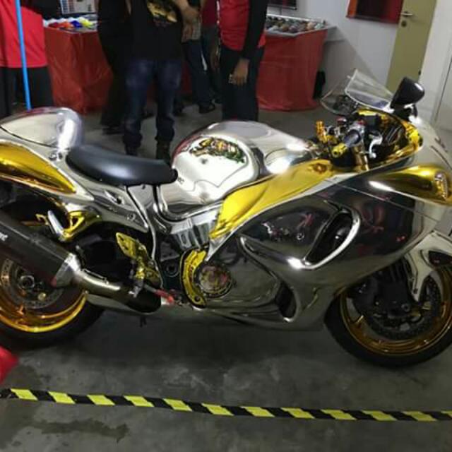 The 3 First Full Spray On Chrome Bikes In Singapore Green Chrome Ducati