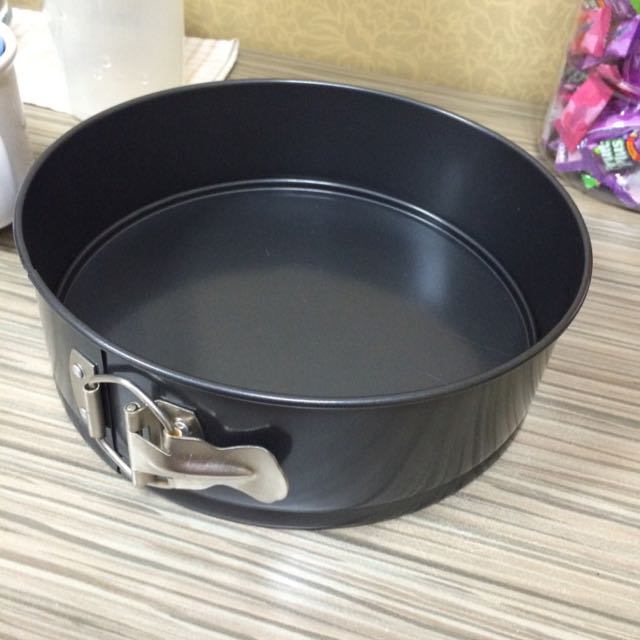 Circular baking pan new arrivals