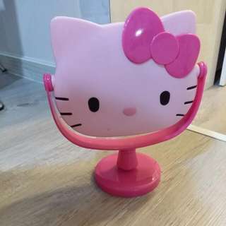 Pre-loved Hello Kitty rotate Mirror