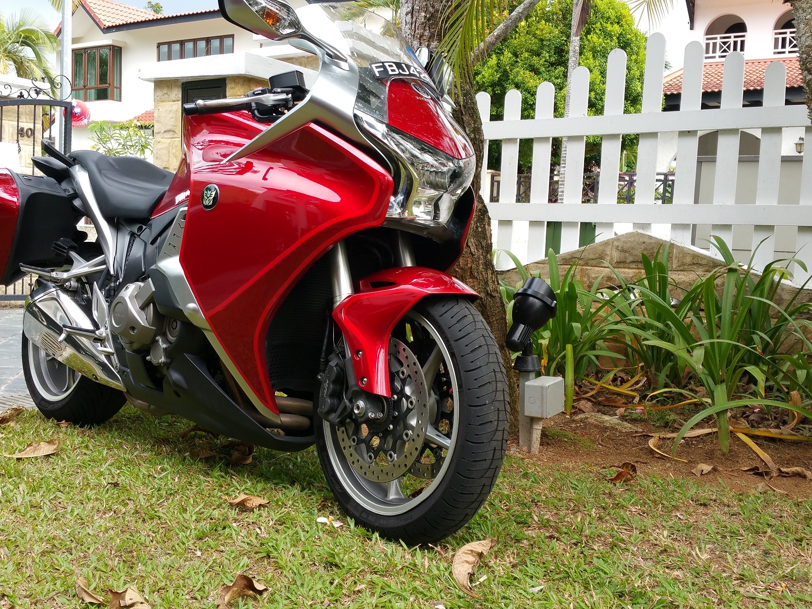 14 Honda Vfr10f Dct Motorcycles On Carousell