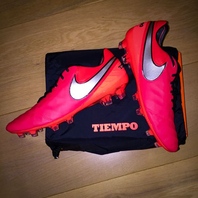 Nike Tiempo Legend VI/6, Sports Equipment, Sports & Games, Racket