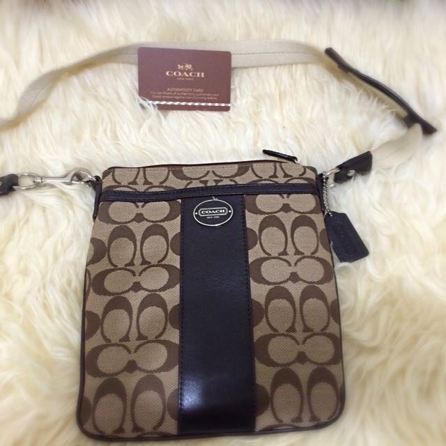 Authentic Coach Cross shoulder sling bag, Luxury on Carousell