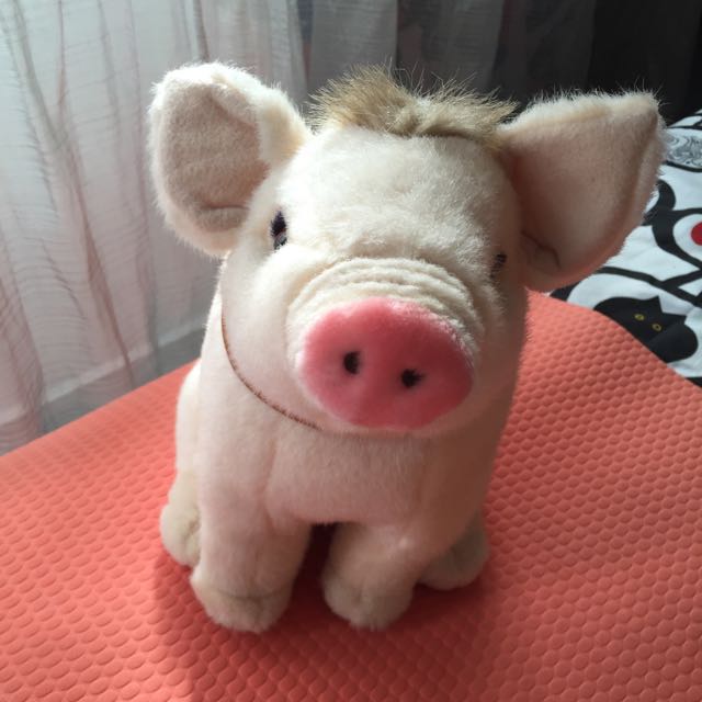 Babe the pig stuffed hotsell animal