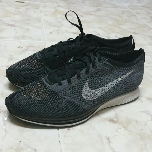 nike flyknit racer grey