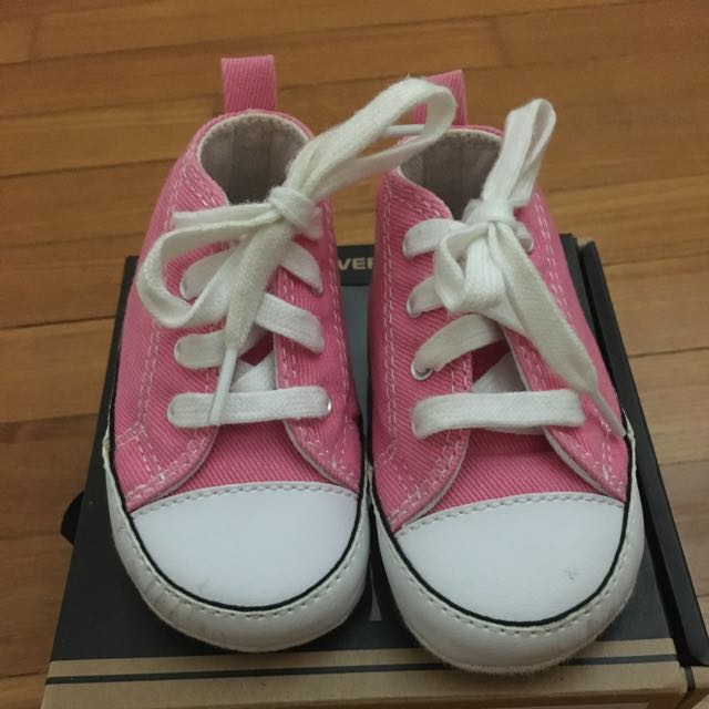 babies pink converse