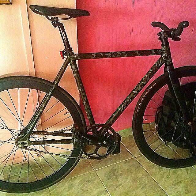 colossi track bike