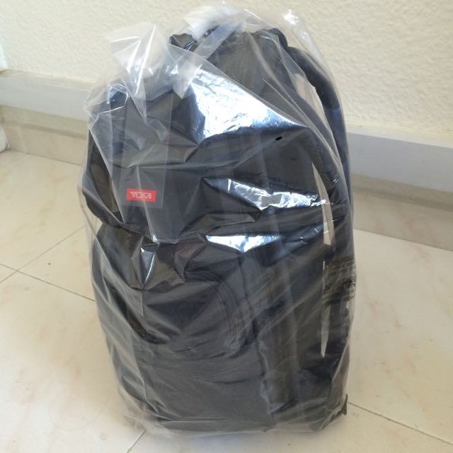 Tumi ALPHA 2 TPass Business Class, Sports Equipment, Exercise