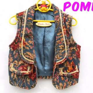 ☆POMER☆日本古著小店購 摩登有型個性 混搭超酷獨特前衛單品 好美復古懷舊花葉 藝術花樣 絨布材質金邉設計感背心