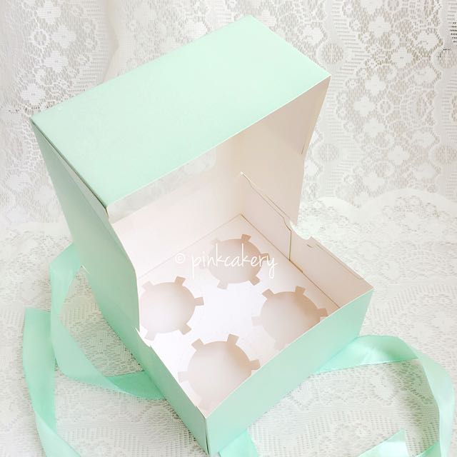 [OUT OF STOCK] 4 cavity mint green cupcake box, Hobbies & Toys