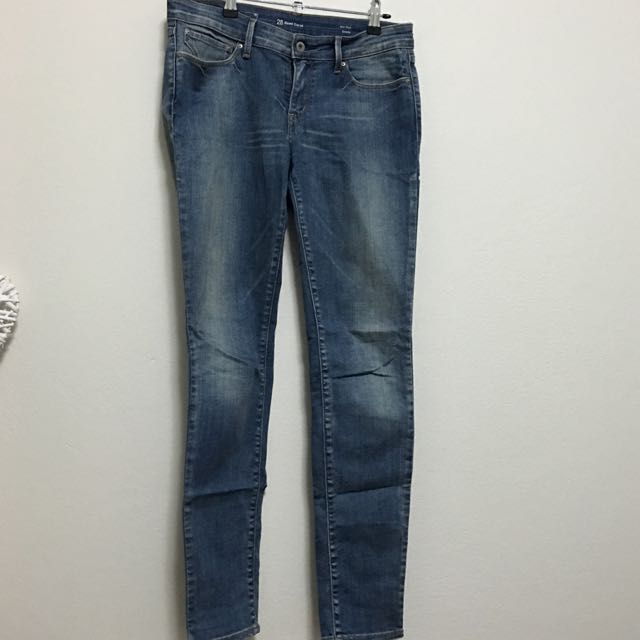 levis aus