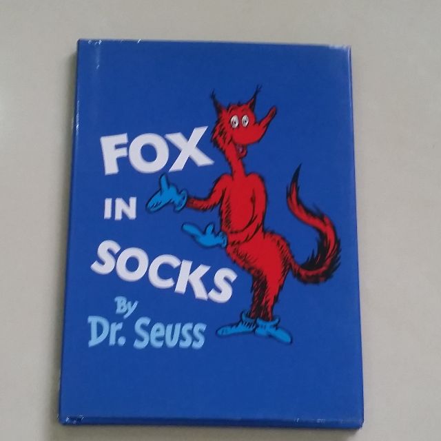 Preloved English Book Dr Seuss Fox In Socks Books Stationery On Carousell