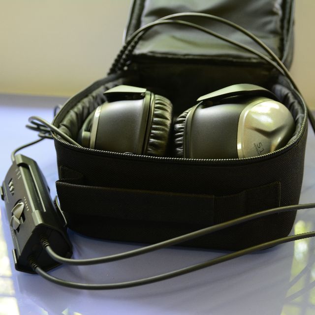 Sennheiser S1 Noisegard ANR Aviation Headset Health Nutrition Health Monitors Weighing Scales on Carousell