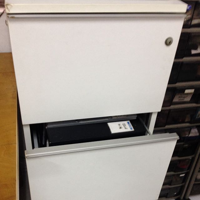 Drop In File Cabinet W 3 Drawers Furniture On Carousell