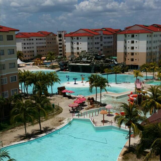 Studio Apartment Tiara Beach Resort Pd Property On Carousell