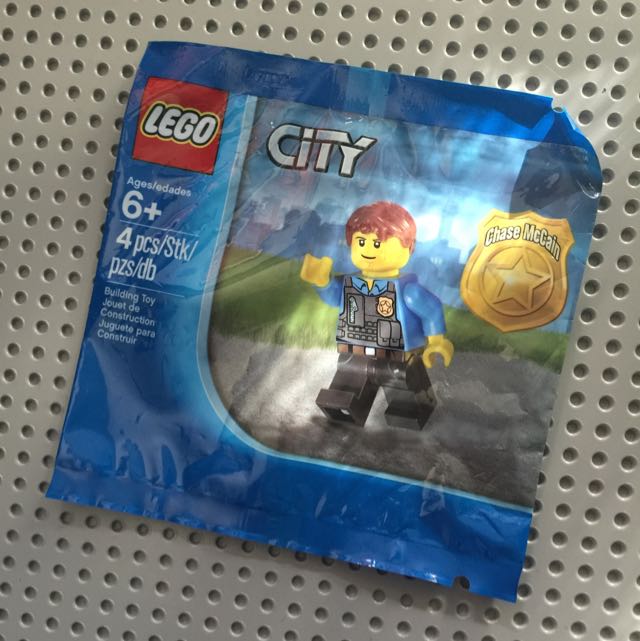Lego chase mccain 2025 minifigure