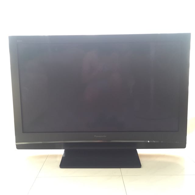 Panasonic TH42PV8H 42" MultiSystem Plasma TV, TV & Home Appliances