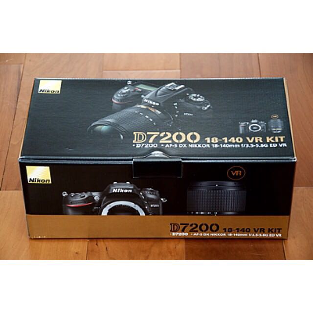 BNIB Nikon D7200 with AF-S DX Nikkor 18-140mm f/3.5-5.6G ED VR