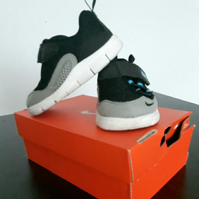 Nike infant clearance store