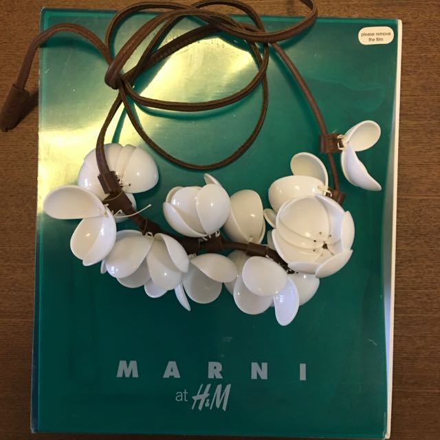 MARNI at H M Flower Leather Necklace
