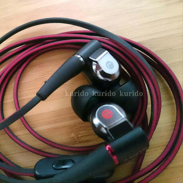 Sony XBA-A1AP Hybrid 2-Way Dual Driver IEM, Everything Else on Carousell