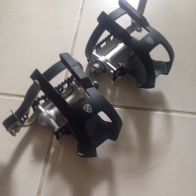 All city shop toe cages