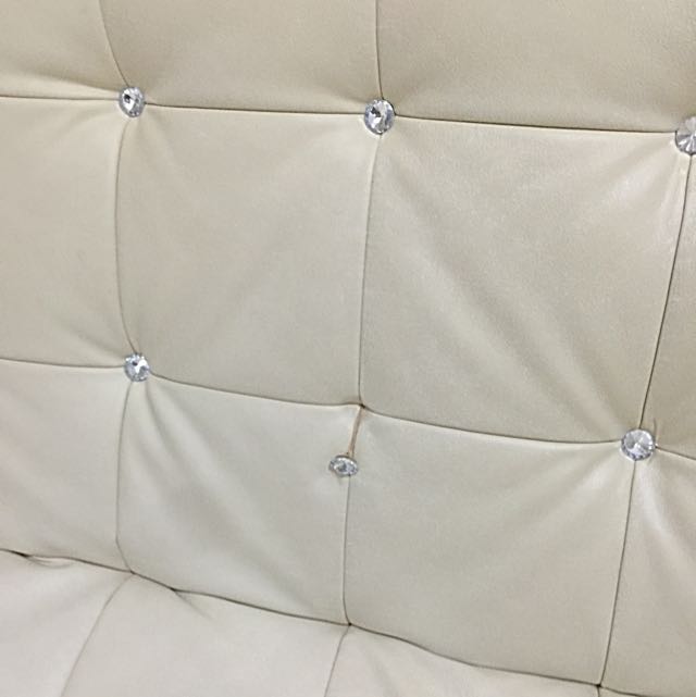 (REserved till 7 May) preloved white leather quilted crystal designer