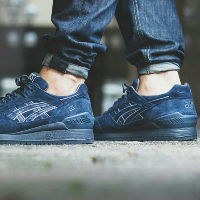 Asics gel respector india ink top