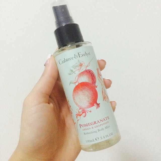 Crabtree and evelyn online body mist