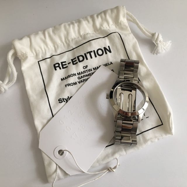 faceless watch bracelet