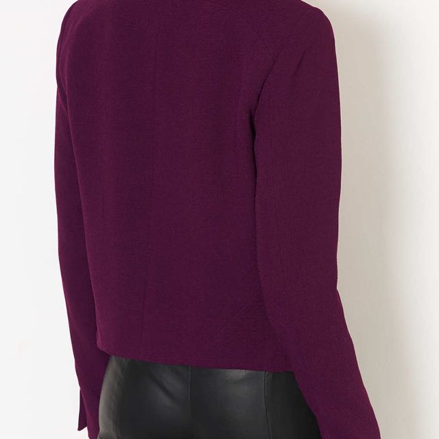 Topshop crepe Hidden Lapel crop Jacket In Deep Berry Women s Fashion Coats Jackets and Outerwear on Carousell
