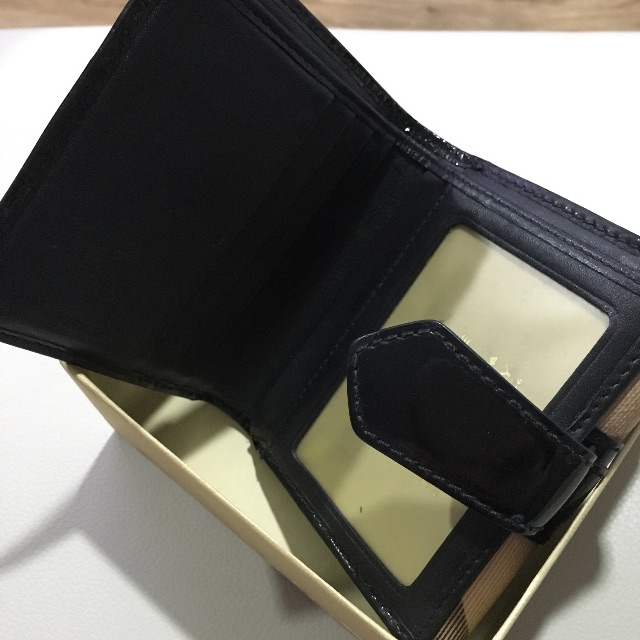 Burberry supernova wallet sales