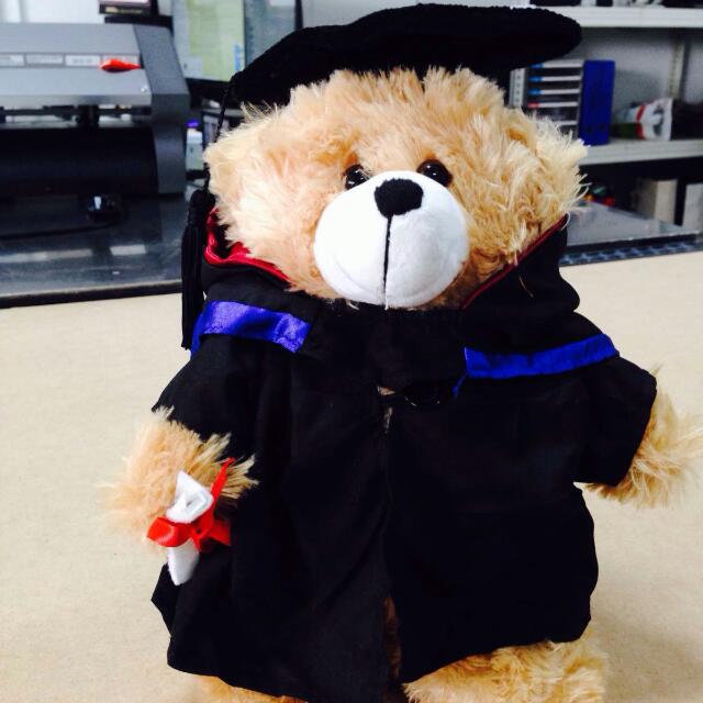 customized graduation bear