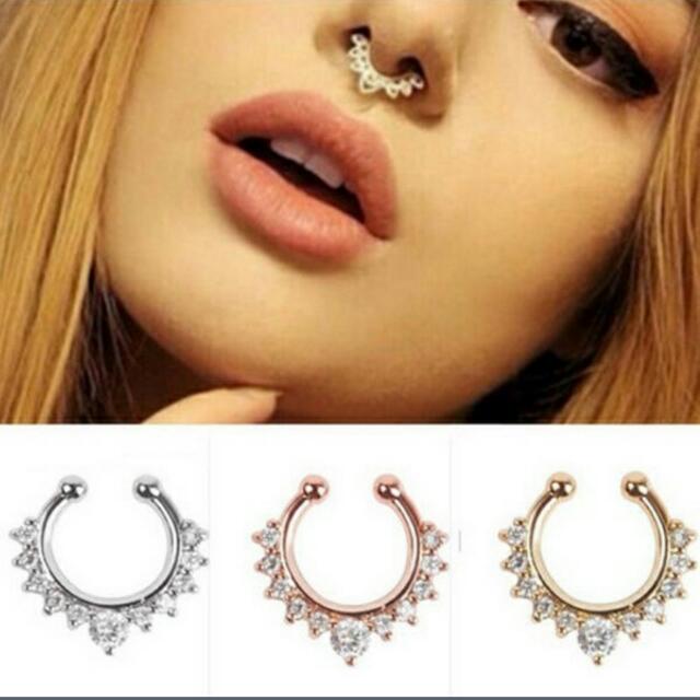 Celebrity nose rings top