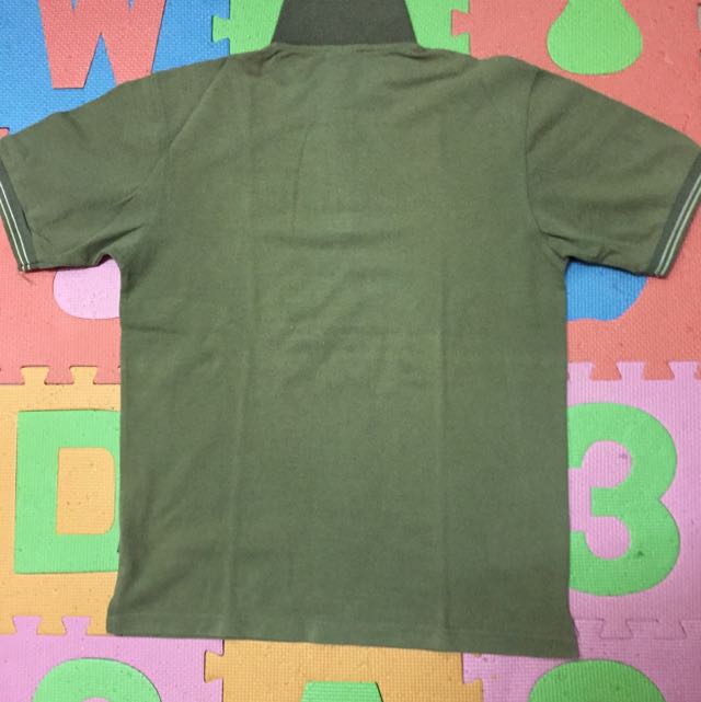 Wing (Category: Boots) located in Bahau. Submitted by baba_ashraf (Listing ID 49654482, Image 2). Description: Size : Arm pit 20 x Length 28 Condition : 8/10 Colour : Green.