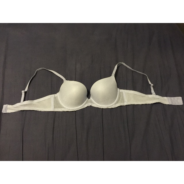 BNWT Triumph Maximiser Bra, Women's Fashion, New Undergarments & Loungewear  on Carousell