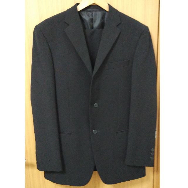 G2000 Classic Suit, Men's Fashion, Tops & Sets, Formal Shirts on Carousell