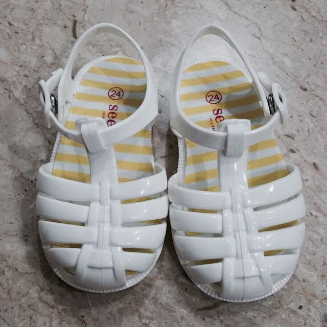 Like New Cute Jelly Sandals Shoes