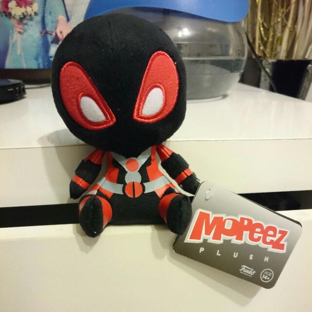 Deadpool mopeez on sale