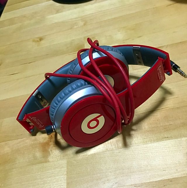 beats by dr dre solo hd special edition red