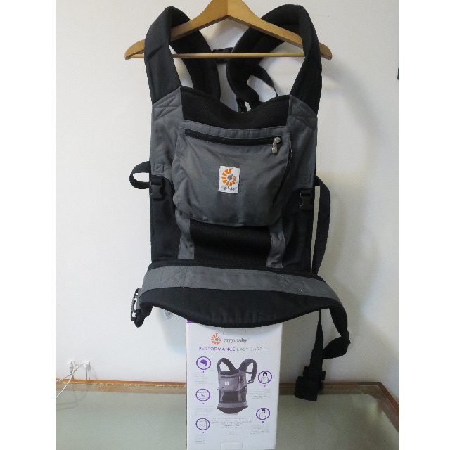 ergobaby performance charcoal black