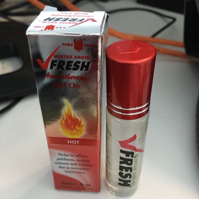 Minyak Angin Cap Lang Women S Fashion Muslimah Fashion Accessories On Carousell