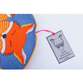 [限量款] 蘇格蘭狐狸泡芙抱枕 (橙藍)