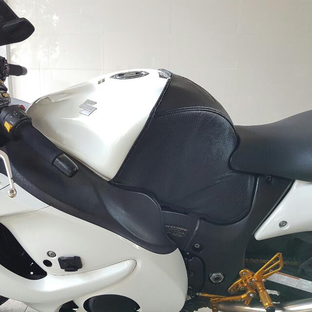 Hayabusa 2025 tank bra